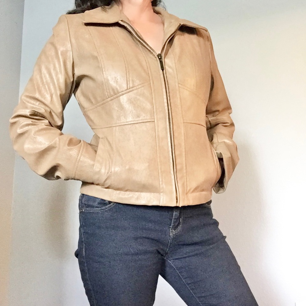 Maurices blazer size S.